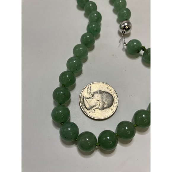 Stunning Sterling Silver And Jade Beaded Hand-knotted Necklace - Picture 6 of 9